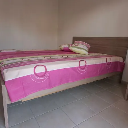 Mezoneta Elani Villa *